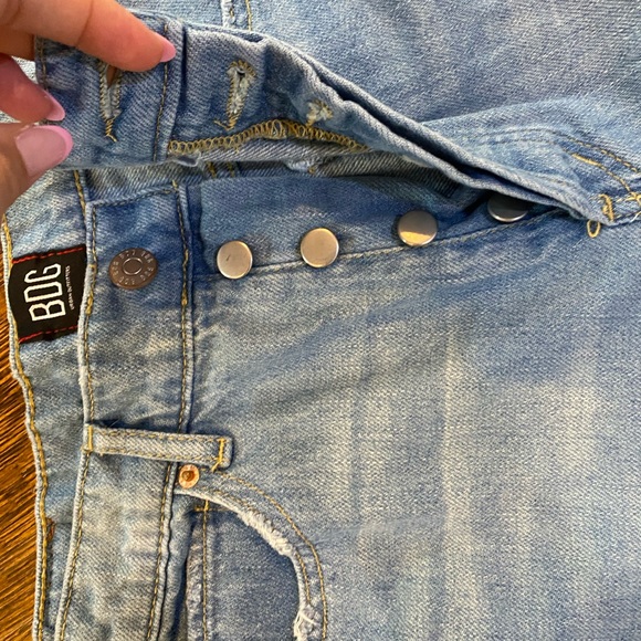 BDG distressed jeans - Picture 5 of 6